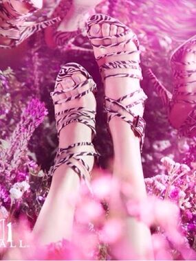 LOEFFLER RANDALL ZEBRA PRINT Heels 5.5